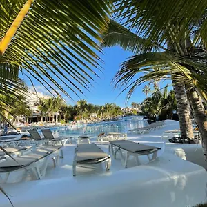 In The Golden Mile Tenerife Apartment Playa de las Americas (Tenerife)