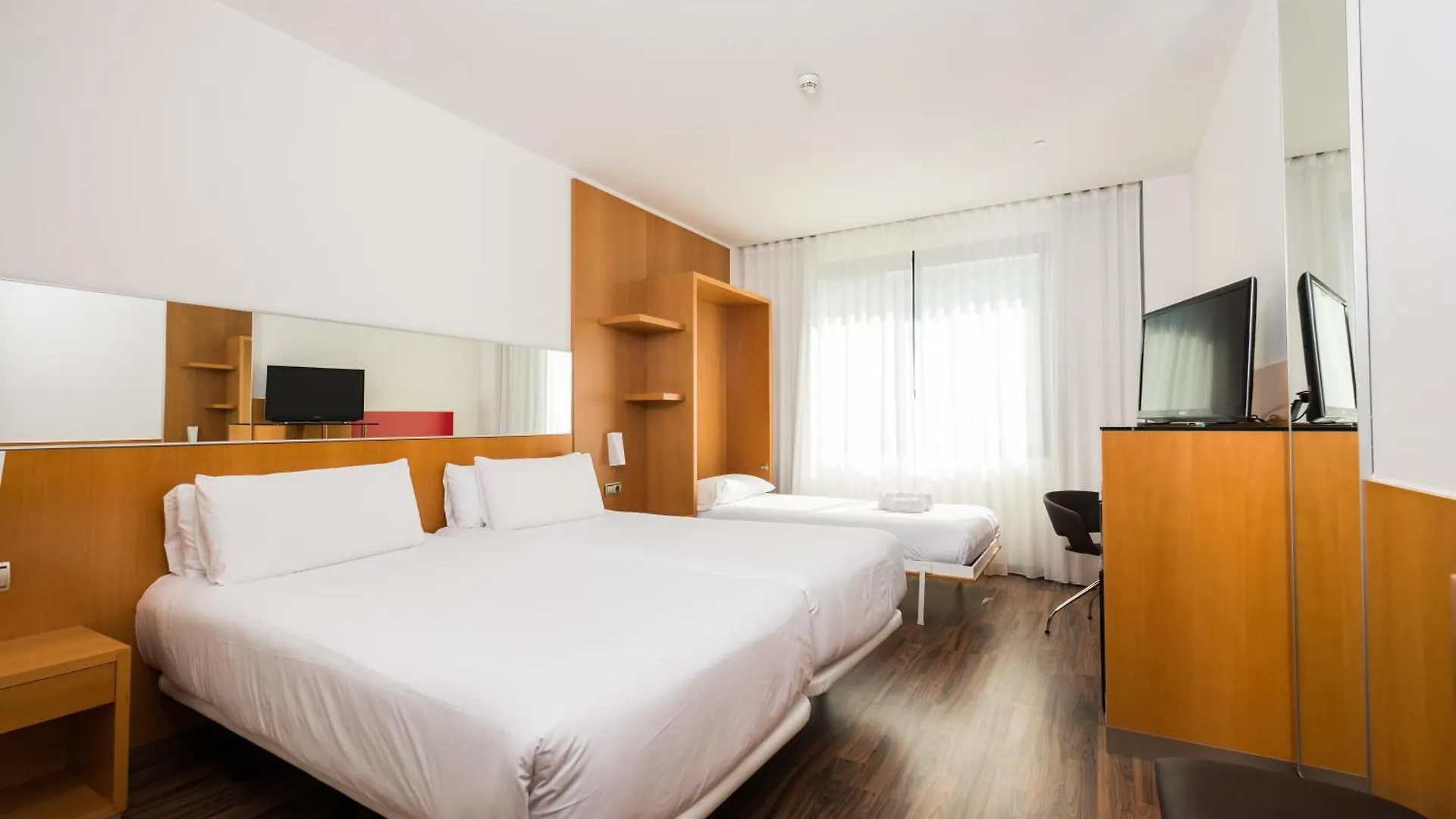 Hotel Sb Icaria Barcelona